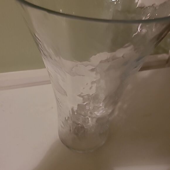 Threshold Glass Vase - Picture 4 of 6